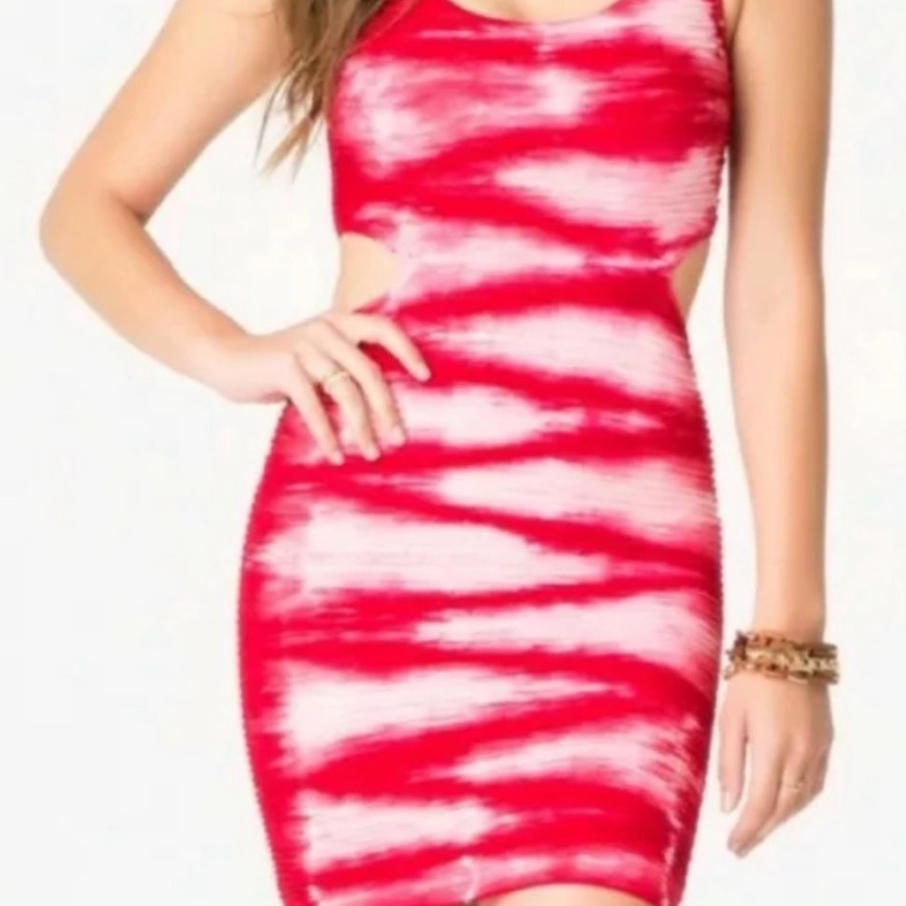 New Bebe bodycon cut out tie dye red dress